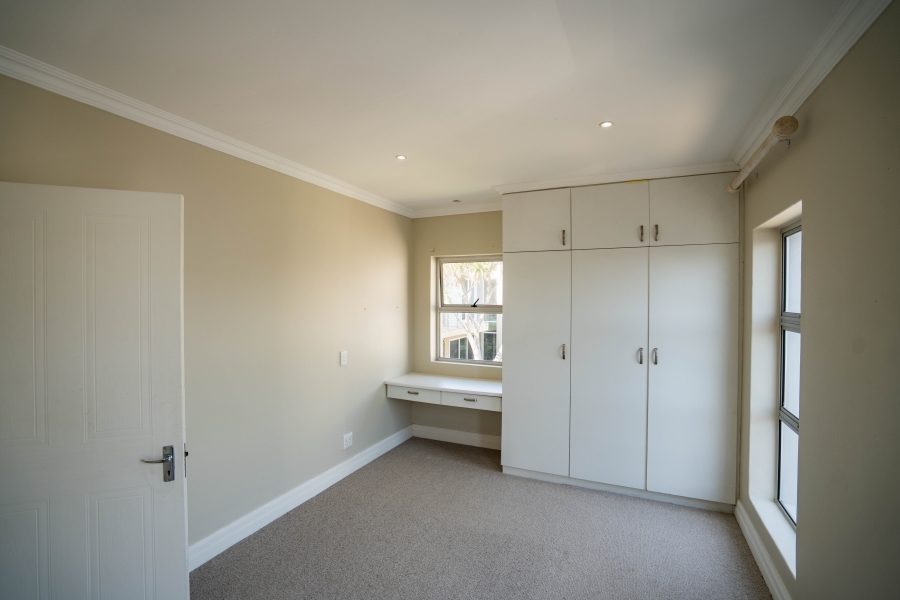 6 Bedroom Property for Sale in Royal Alfred Marina Eastern Cape